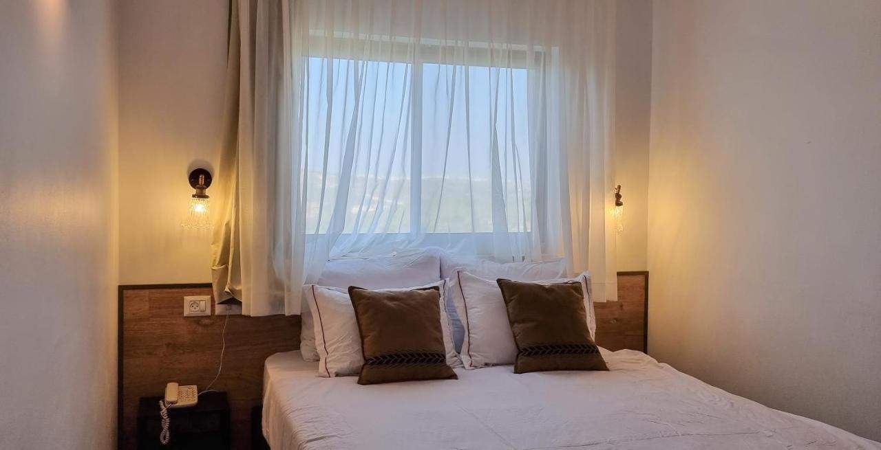 Tzuba Hotel Экстерьер фото